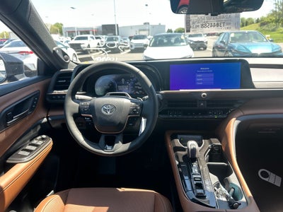 2026 Toyota Toyota Crown Signia Limited