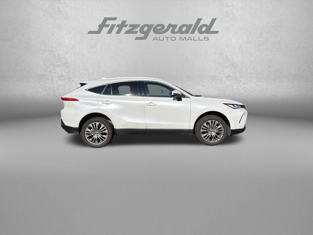2023 Toyota Venza XLE