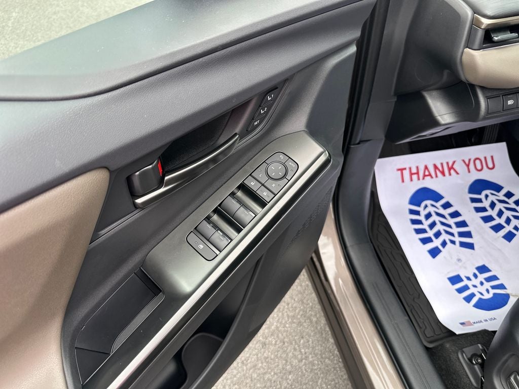 2026 Toyota bZ Woodland bZ Woodland Premium