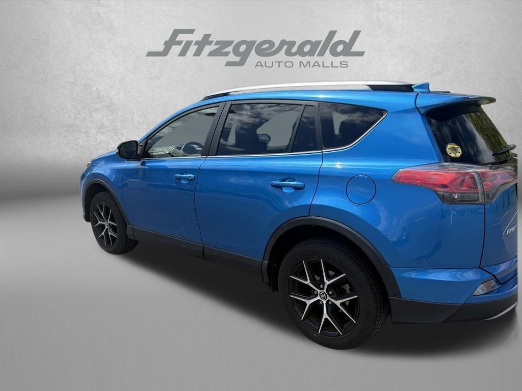 2017 Toyota RAV4 SE