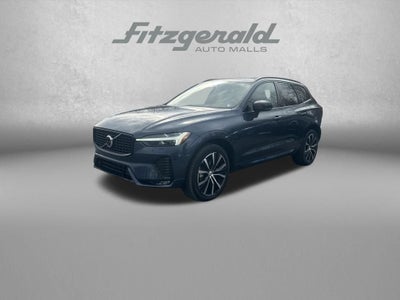 2024 Volvo XC60 B5 Plus Dark Theme