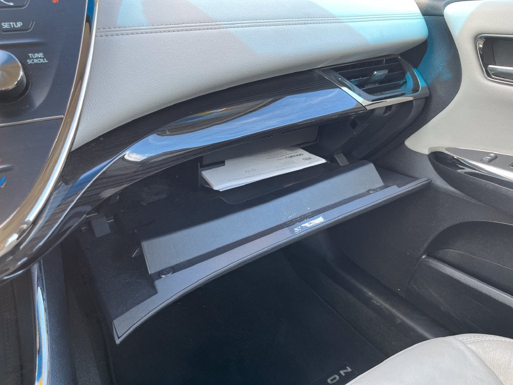 2013 Toyota Avalon XLE Premium