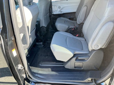 2025 Toyota Sienna XLE 8 Passenger