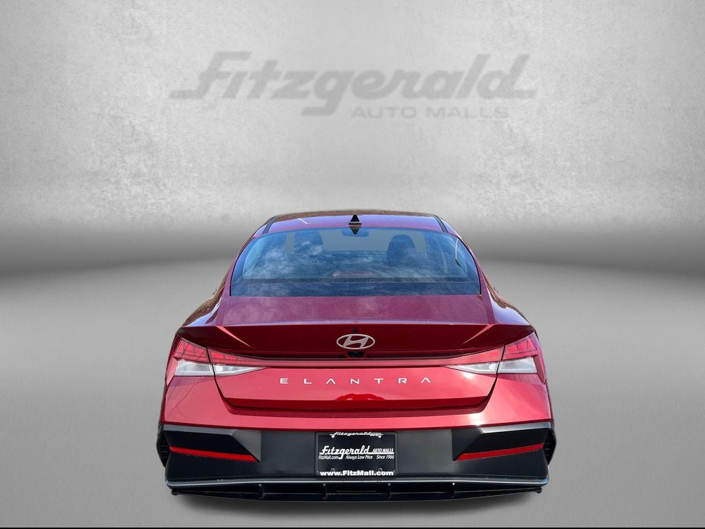 2025 Hyundai Elantra SEL Convenience
