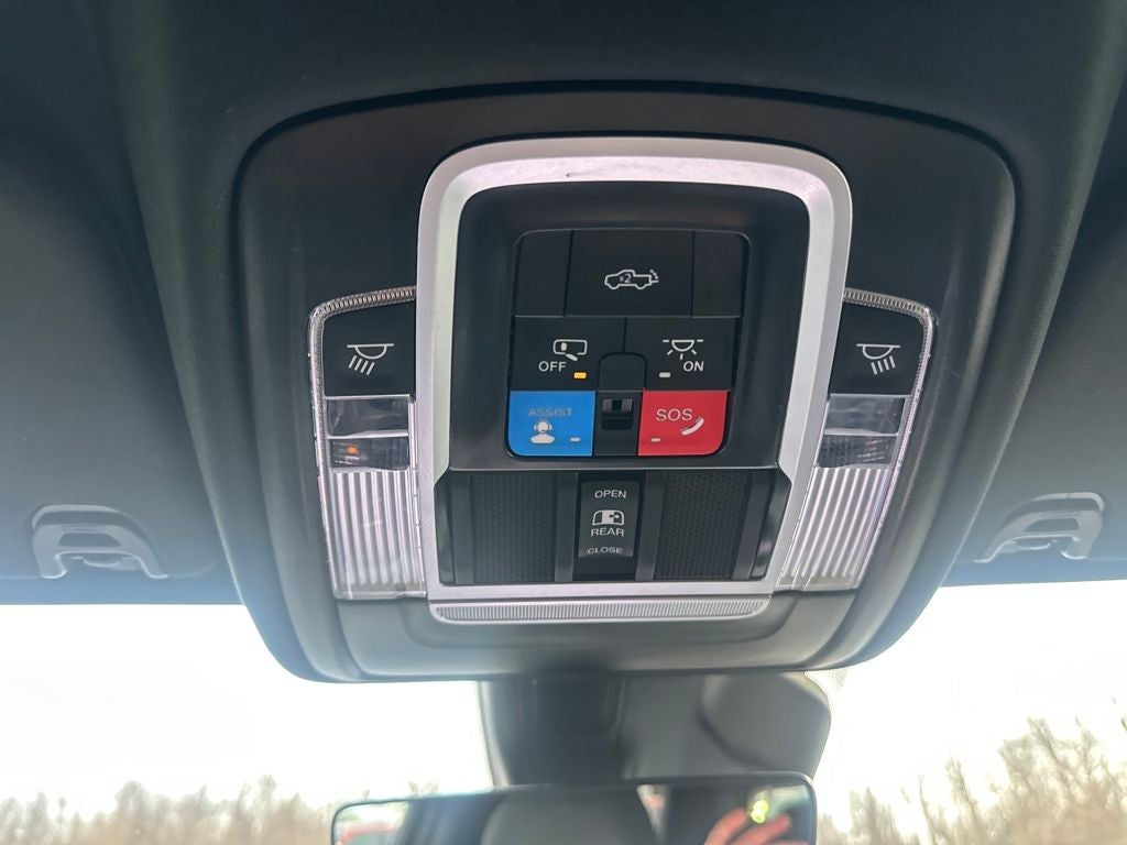 2025 RAM 1500 Big Horn Crew Cab 4x4 5'7' Box