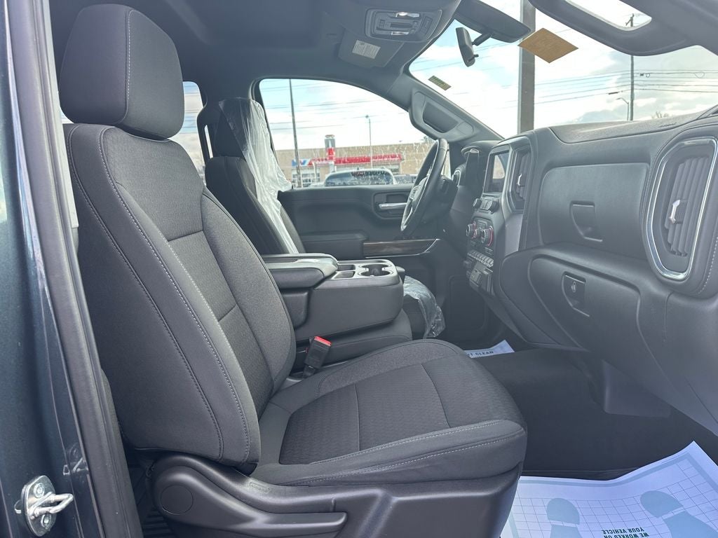 2021 Chevrolet Silverado 1500 4WD Crew Cab Short Bed LT