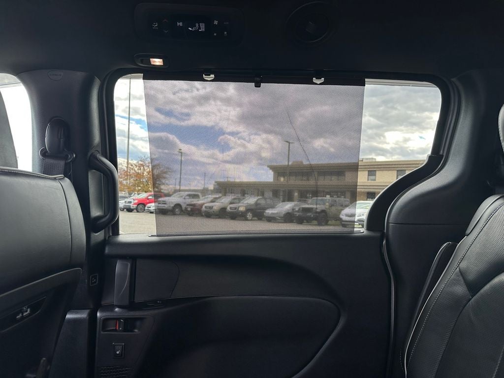 2021 Chrysler Pacifica Limited AWD