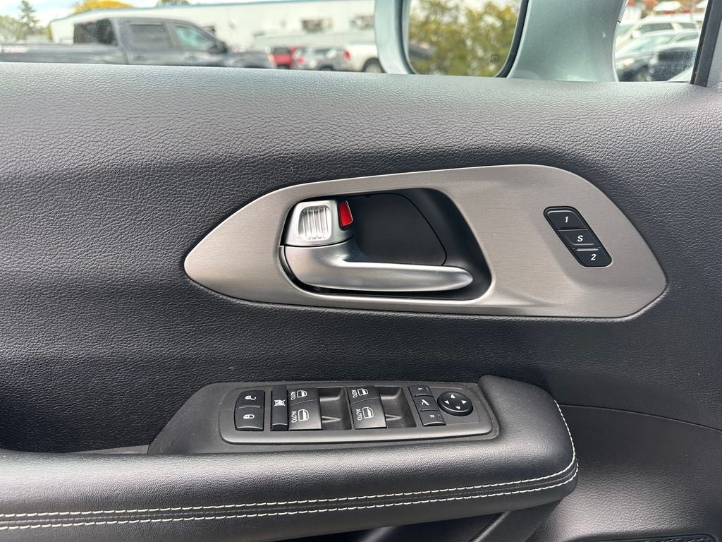 2021 Chrysler Pacifica Limited AWD