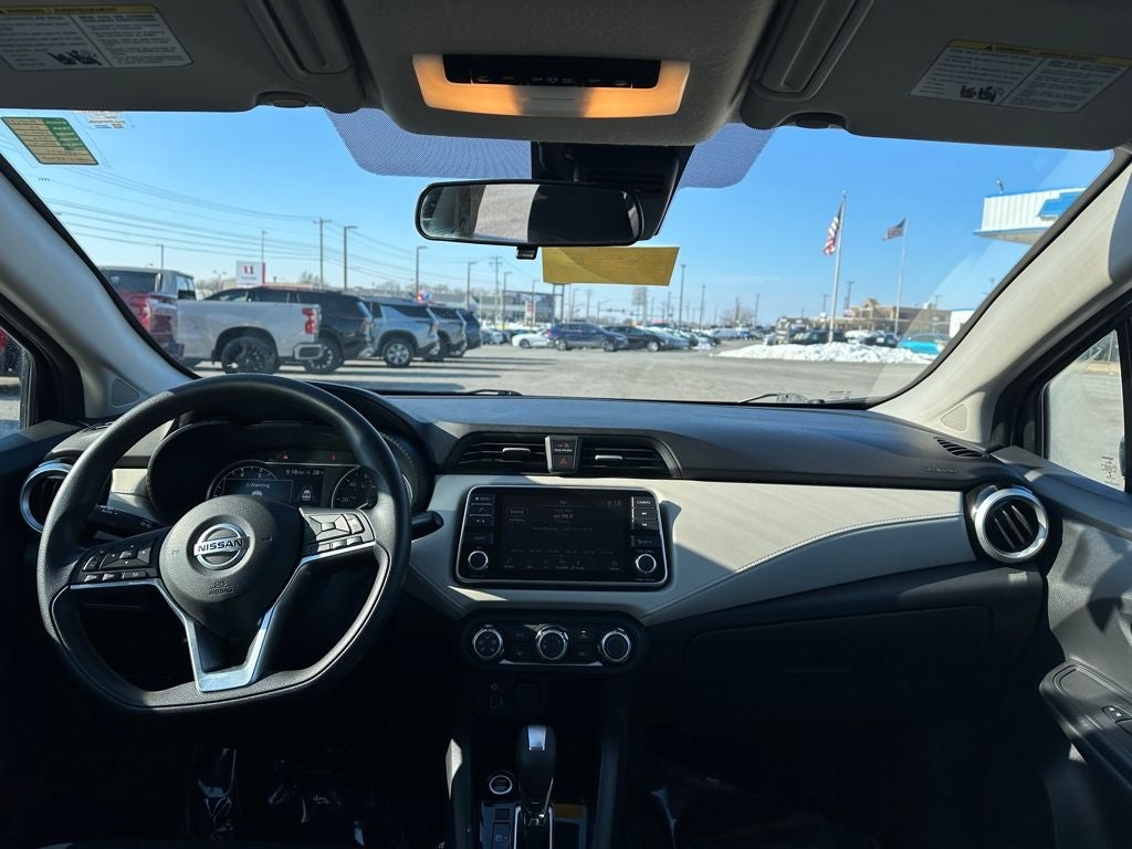 2022 Nissan Versa 1.6 SV