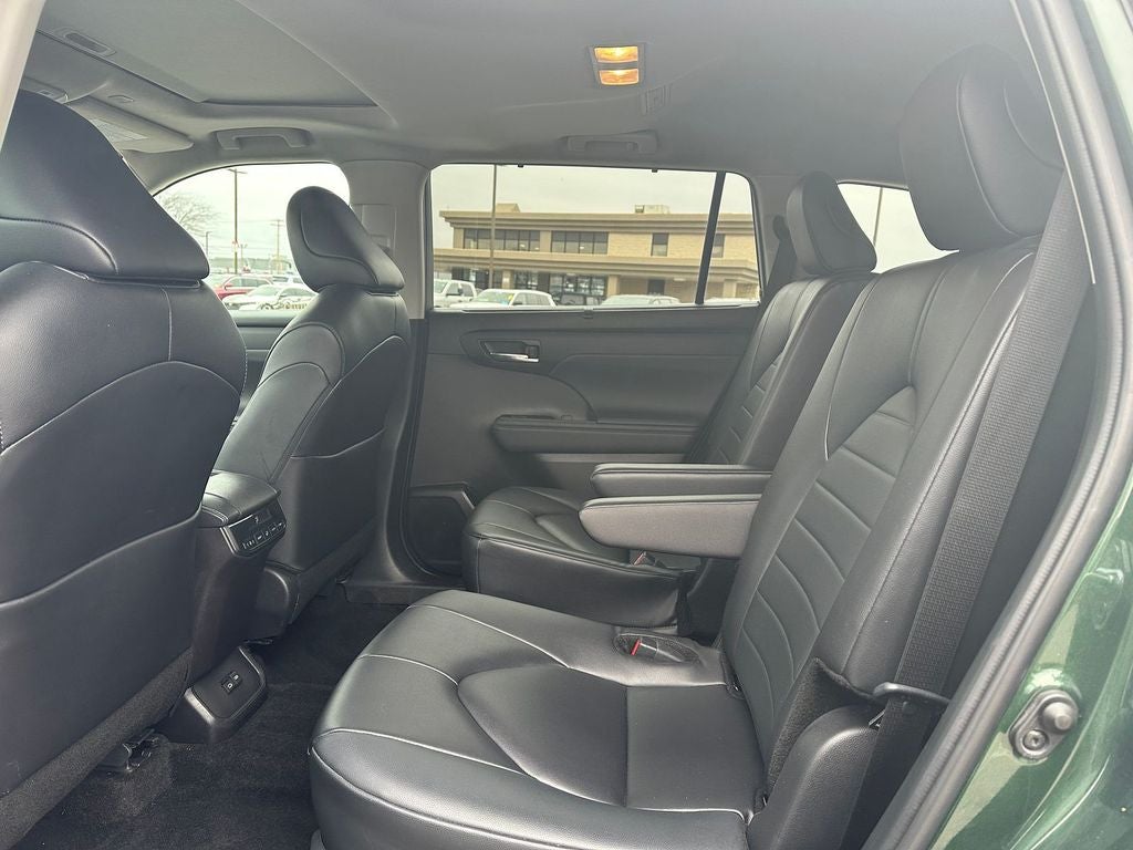 2024 Toyota Highlander XLE