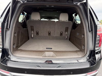 2025 Chevrolet Suburban LT