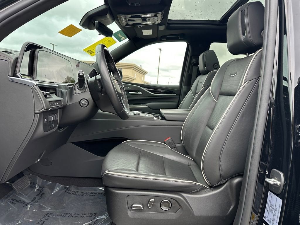 2024 Cadillac Escalade Sport