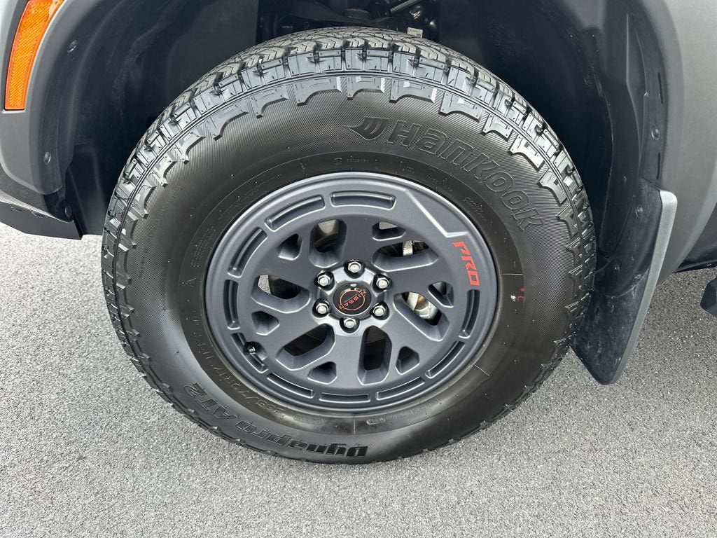 2025 Nissan Frontier Crew Cab PRO-4X 4x4
