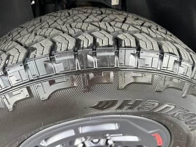 2025 Nissan Frontier Crew Cab PRO-4X 4x4