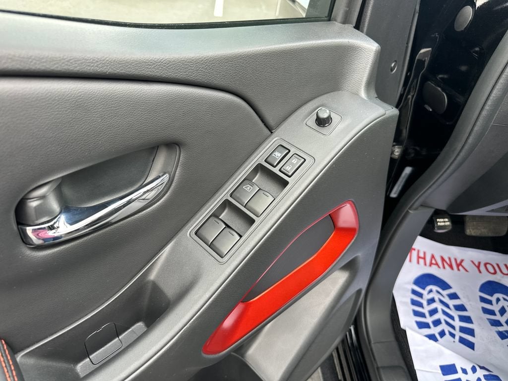 2025 Nissan Frontier Crew Cab PRO-4X 4x4