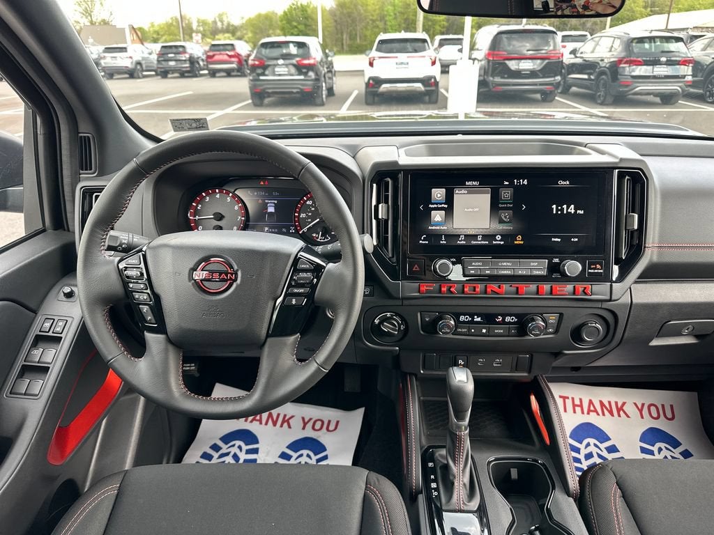 2025 Nissan Frontier Crew Cab PRO-4X 4x4