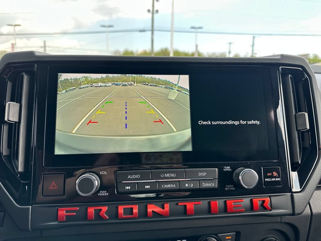 2025 Nissan Frontier Crew Cab PRO-4X 4x4
