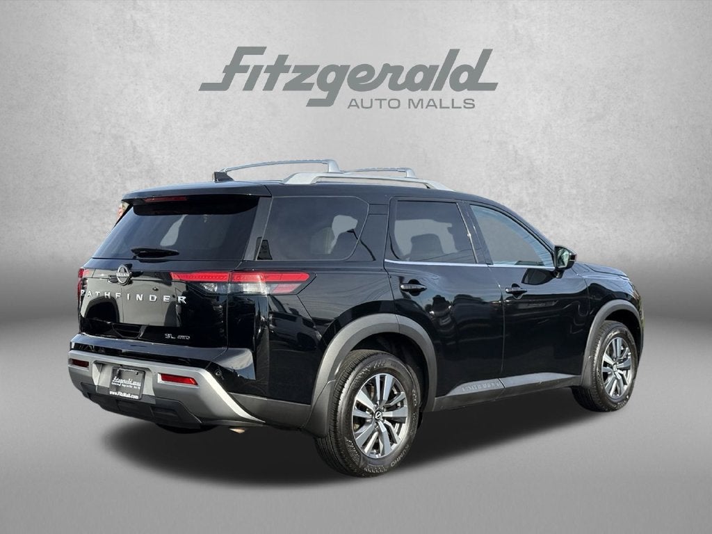 2024 Nissan Pathfinder SL 4WD