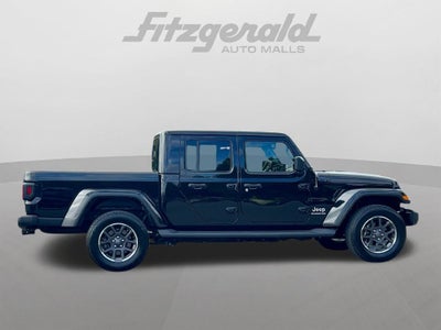 2022 Jeep Gladiator Overland