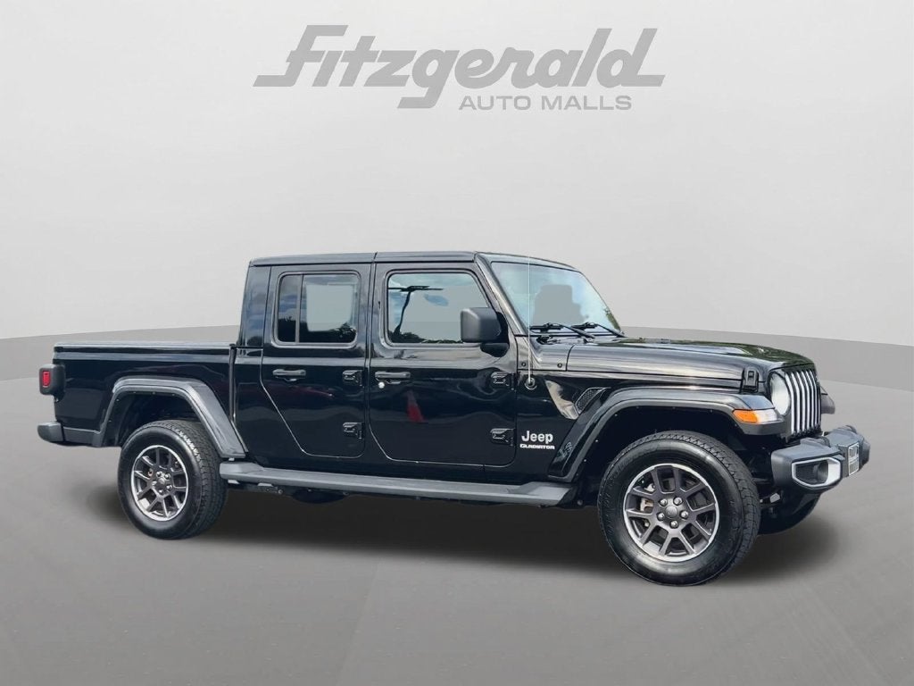 2022 Jeep Gladiator Overland
