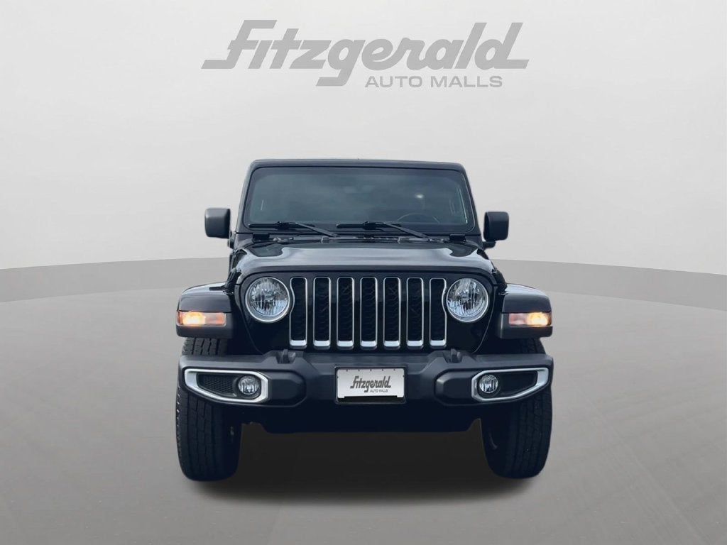 2022 Jeep Gladiator Overland