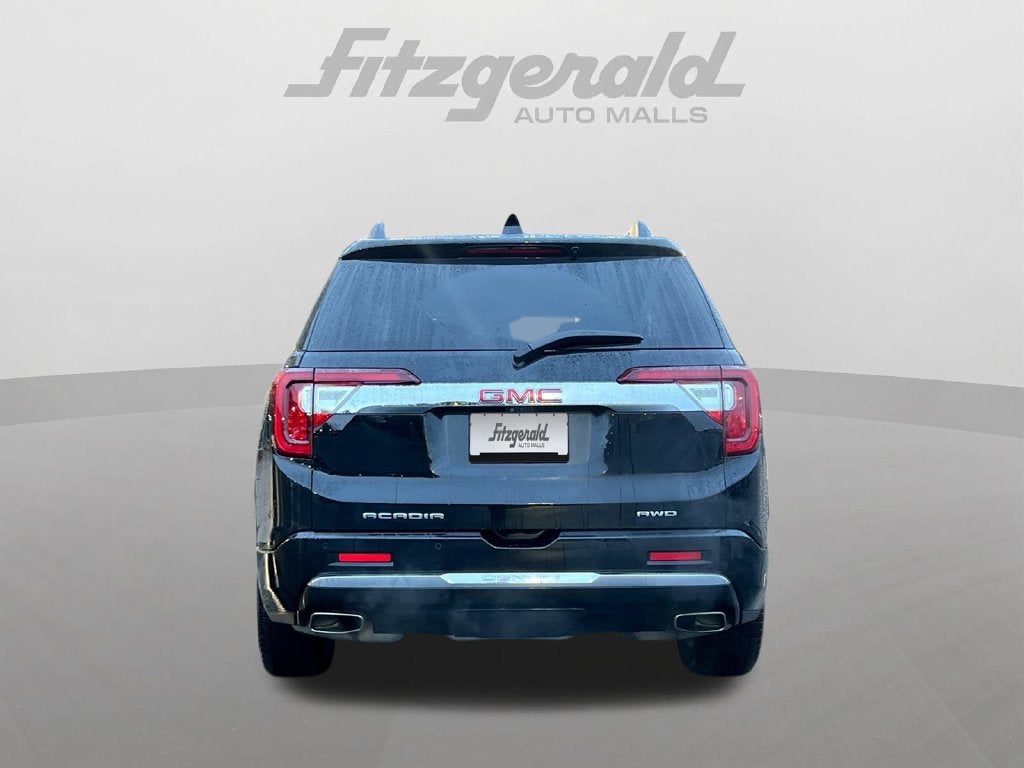 2021 GMC Acadia Denali