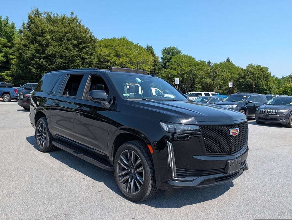 2024 Cadillac Escalade ESV Sport