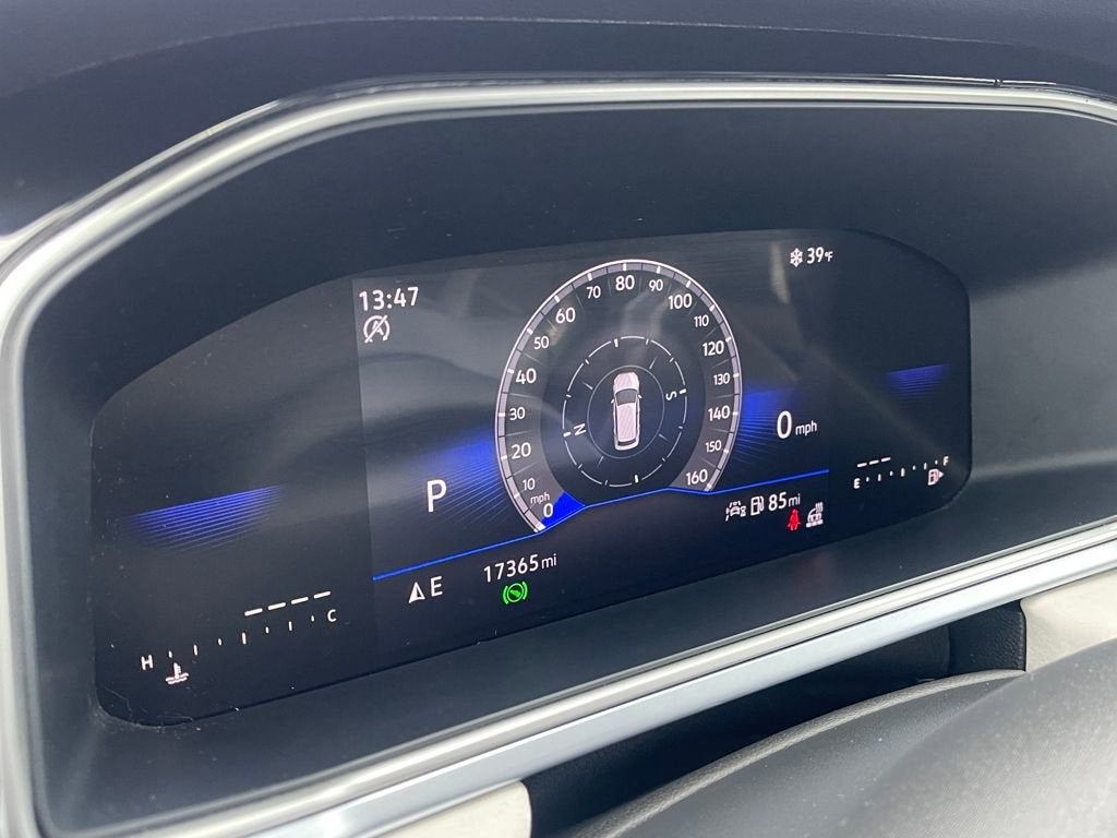 2025 Volkswagen Taos SE