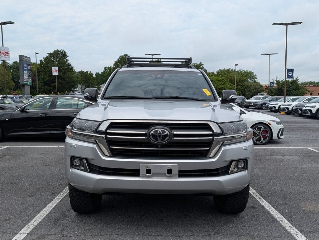 2021 Toyota Land Cruiser Base