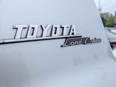 2021 Toyota Land Cruiser Base