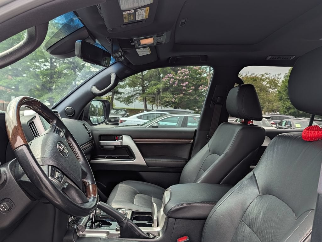 2021 Toyota Land Cruiser Base