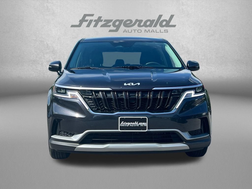 2024 Kia Carnival LX