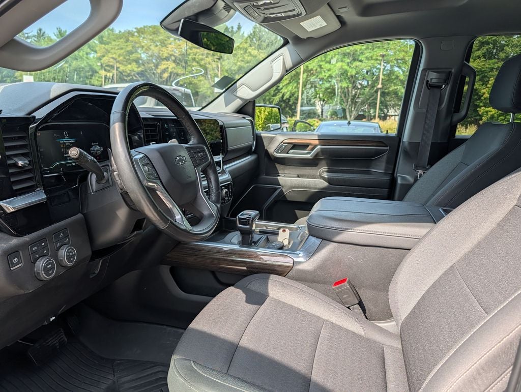 2024 Chevrolet Silverado 1500 RST