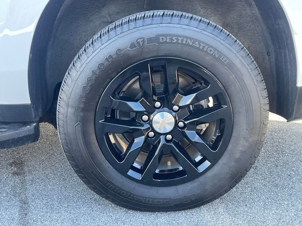 2024 Chevrolet Suburban LT