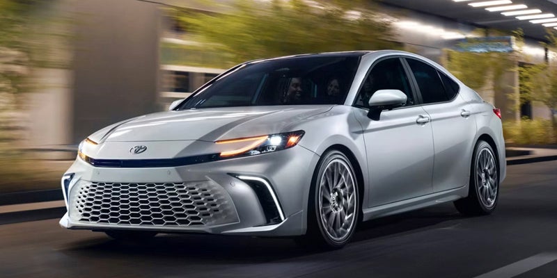 /static/brand-toyota/vehicle/2026/Toyota/Camry/MRP/01.jpg