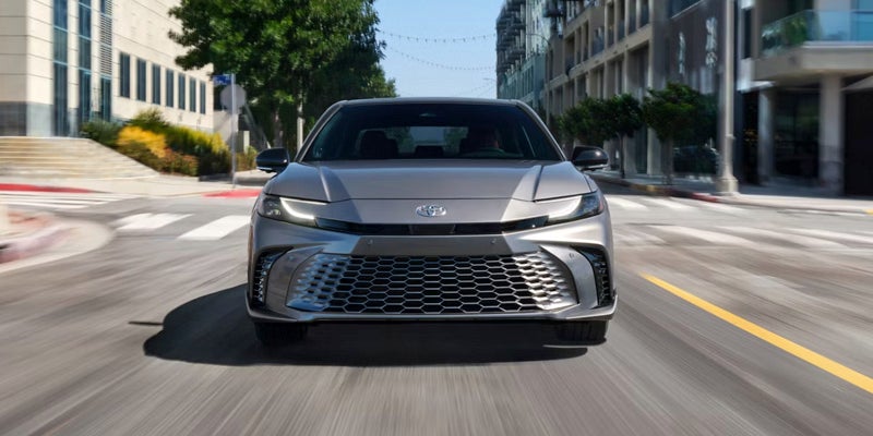 /static/brand-toyota/vehicle/2026/Toyota/Camry/MRP/01.jpg